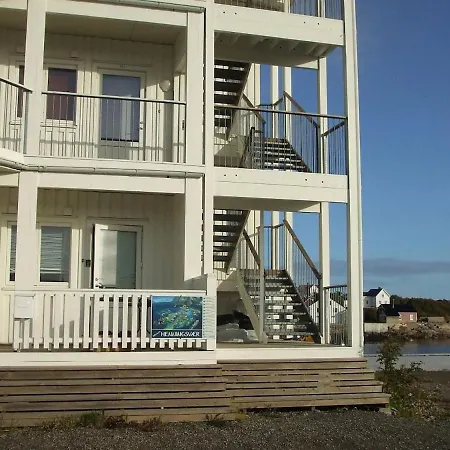Apartment With 4 Beds And Stunning Sea Views